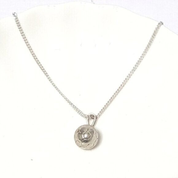 Vintage Sterling Silver Soccer Ball Pendant Athletic Chain Necklace - Picture 1 of 9